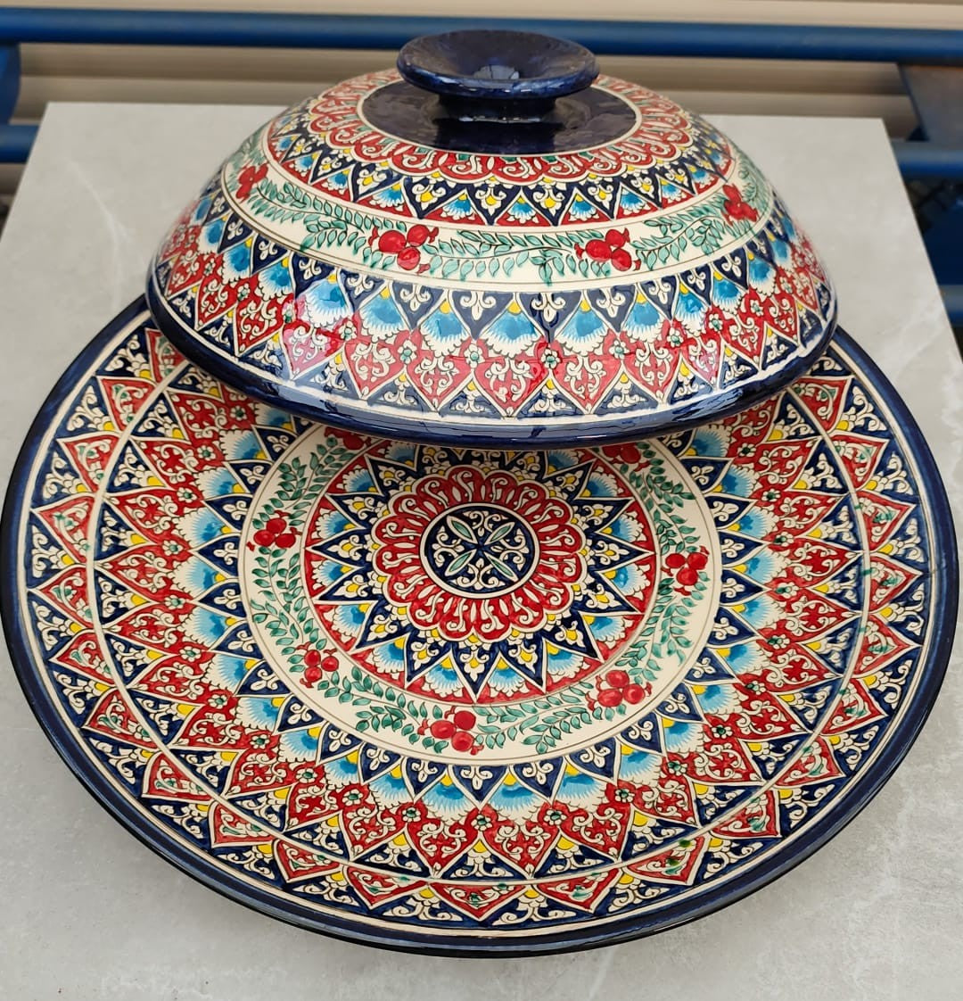 Raudonai mėlynas keramikinis indas su dangčiu (lėganas) 42 cm